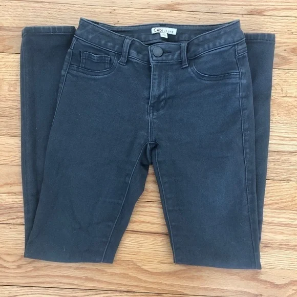 READ ALL. SALE! Cabi gray skinny stretch jeans - Picture 3 of 6